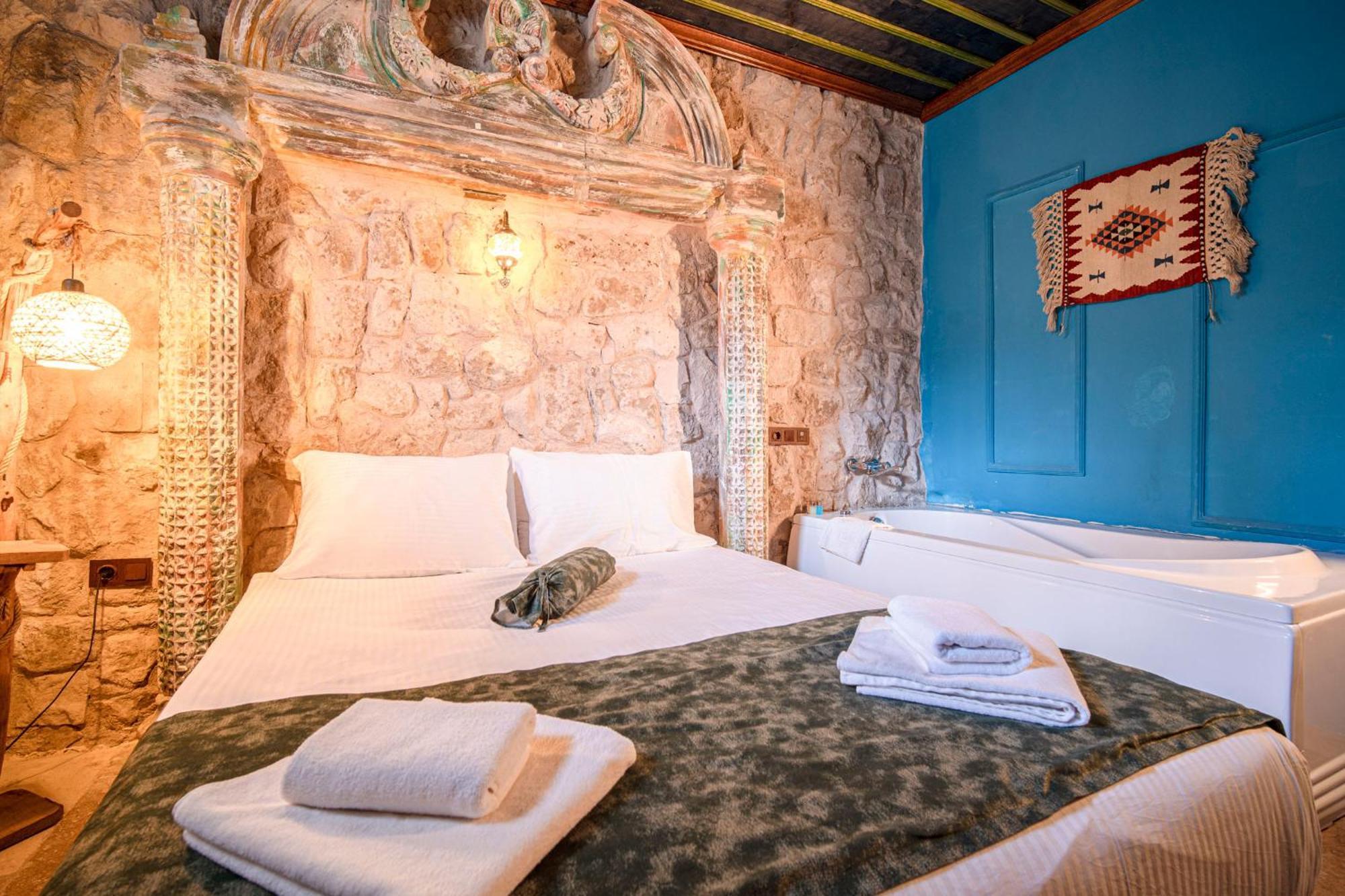 Deluna Cappadocia Nevşehir Luaran gambar
